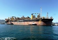 Imagem da notícia "Investimento da Petrobras não chega ao setor de máquinas"