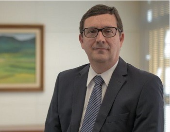 Imagem da notícia "Por que a indústria vem perdendo espaço no PIB? - 3"