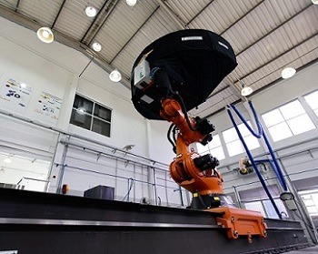 Imagem da notícia "ITA faz projeto de simulador de voo com robô da Kuka"