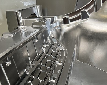 Imagem da notícia "hyperMill traz nova função para moldes: usinagem radial"
