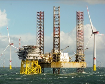 Imagem da notícia "Eólicas offshore abrem novas perspectivas ao setor naval"