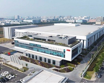 Imagem da notícia "ABB instala megafábrica de robôs em Xangai"