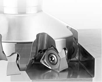 Imagem da notícia "Mitsubishi lança inserto bifacial para fresamento a 90°"