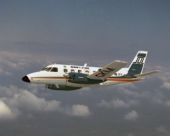 Imagem da notícia "Bandeirante, primeiro avião da Embraer, completa 50 anos"