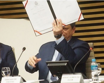 Imagem da notícia "Governo de SP cria conselho de reindustrialização"