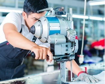 Imagem da notícia "68% das grandes indústrias do país pretendem investir em 2023"