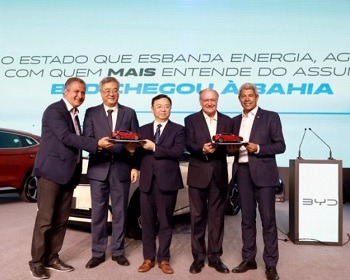 Imagem da notícia "BYD lança pedra fundamental de três fábricas na Bahia"