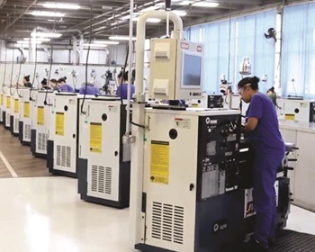 Imagem da notícia "BorgWarner capacita mulheres para trabalhar na área de usinagem"