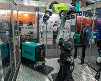 Imagem da notícia "Balmer lança solução de Soldagem Robotizada na Feimec"