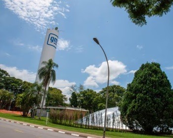 Imagem da notícia "GM irá retomar 2º turno e contratar 200 em SJ dos Campos"