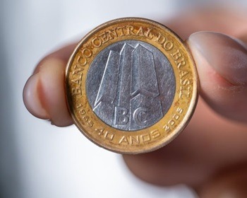 Imagem da notícia "CNI se diz indignada com novo aumento dos juros"