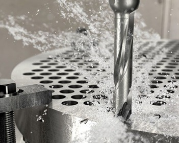 Imagem da notícia "Dominando a produção de furos em grande volume"