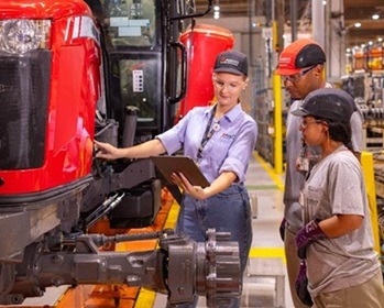 Imagem da notícia "Liderança feminina ganha espaço na usinagem"