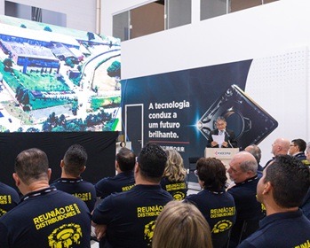 Imagem da notícia "Kyocera reúne distribuidores e celebra 50 anos de Brasil"