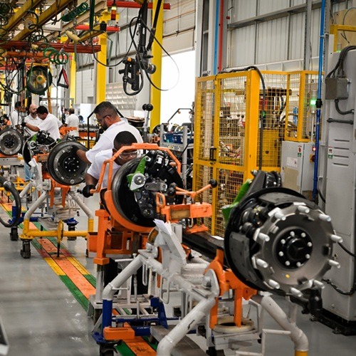 Imagem da notícia "Suspensys vai produzir todos os eixos dianteiros da Mercedes-Benz"