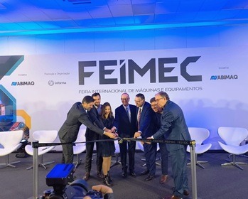 Imagem da notícia "Abertura da Feimec aborda o tema do progresso da indústria"